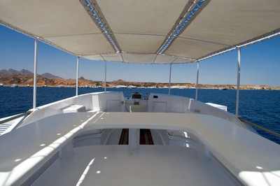 Zonneterras op King Snefro 6 Liveaboard duiken motorjacht in Sharm el Sheikh Egypte