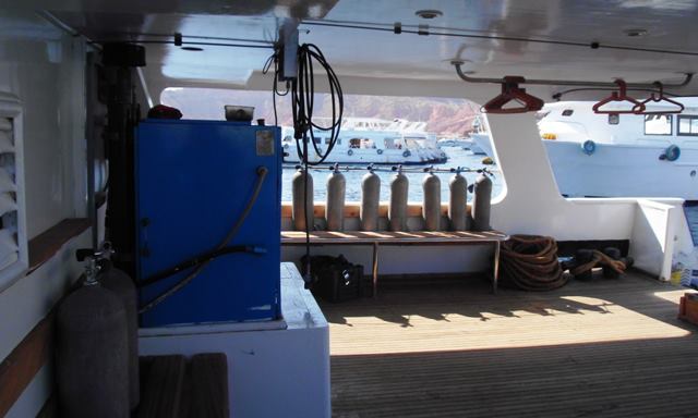 Duikdek op Sea Queen I Liveaboard duiken motorjacht in Sharm el Sheikh Egypte